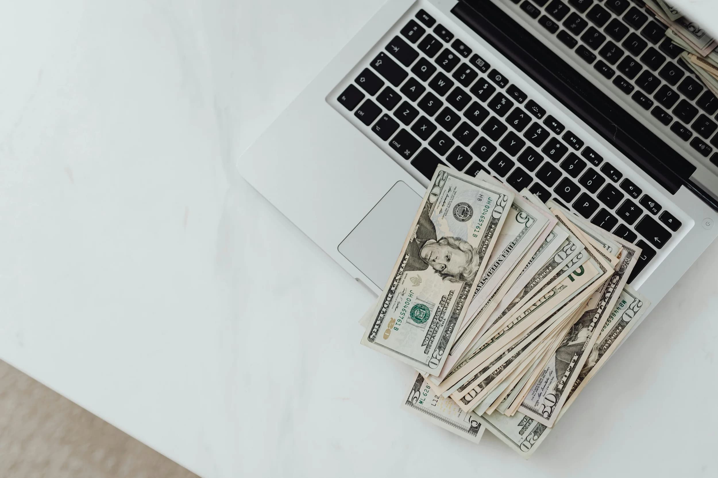 Business cash flow management for unsecured business loans